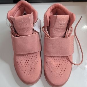 Adidas Tubular Strap Marathon Sneakers